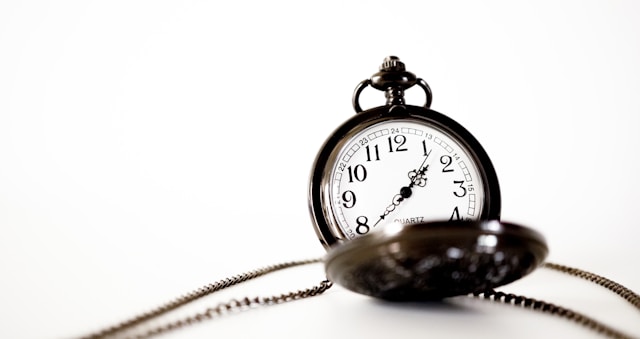 催眠應用在心理諮商中並不會拿鐘擺在你面前搖擺